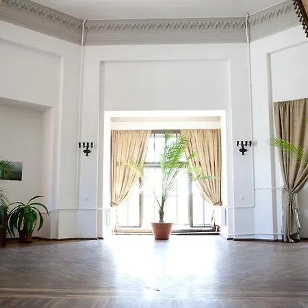 Castle فندق Sangaste